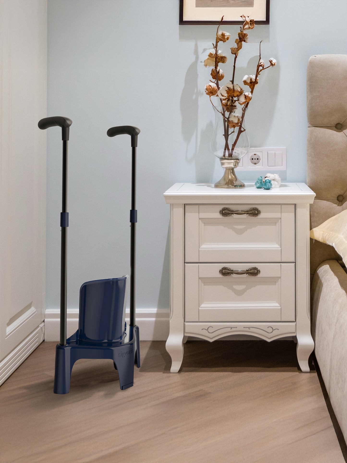 Melany by Sigvaris- A donning and doffing device