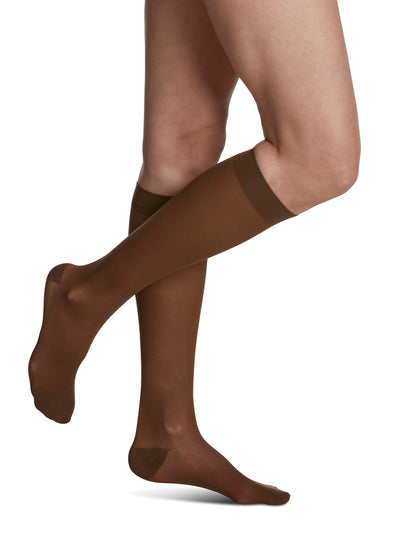 Women's Style Sheer Calf in Mocha