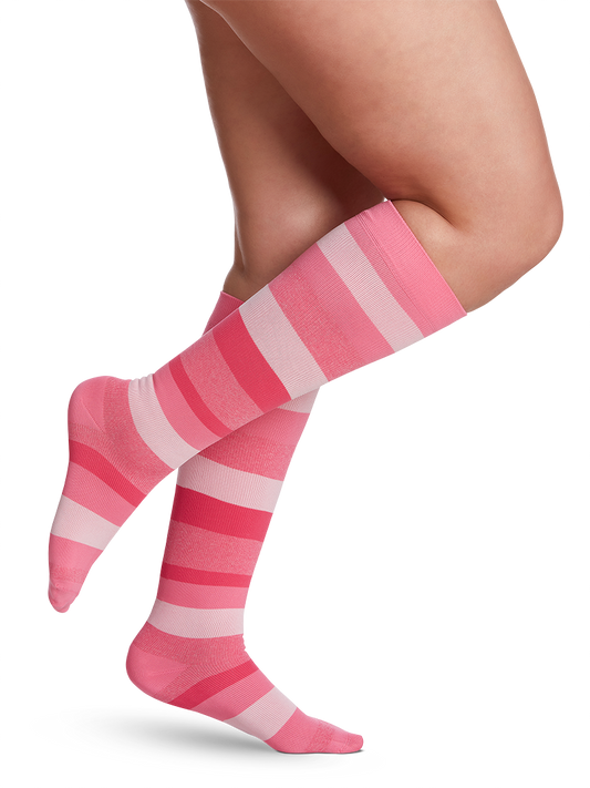 trspt_STY_WELL_MicroPatts_CW_PnkStrp_web.png__PID:78d5db0f-63ea-4172-8d98-4d50817262c4